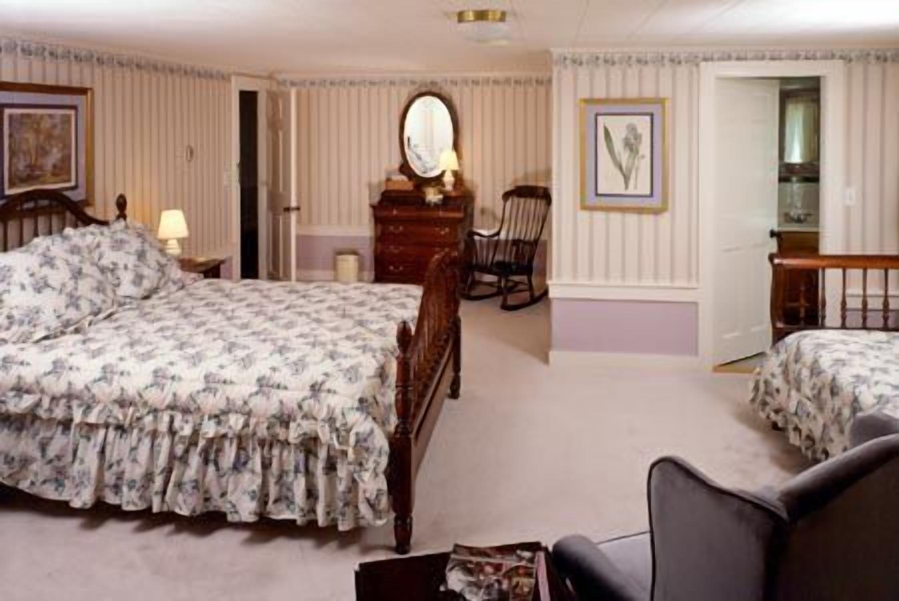 Christmas Farm Inn and Spa in Jackson, NH | Expedia