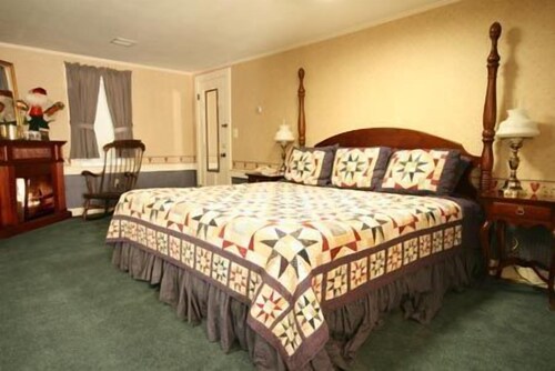 Christmas Farm Inn and Spa in Jackson | Best Rates & Deals on ...