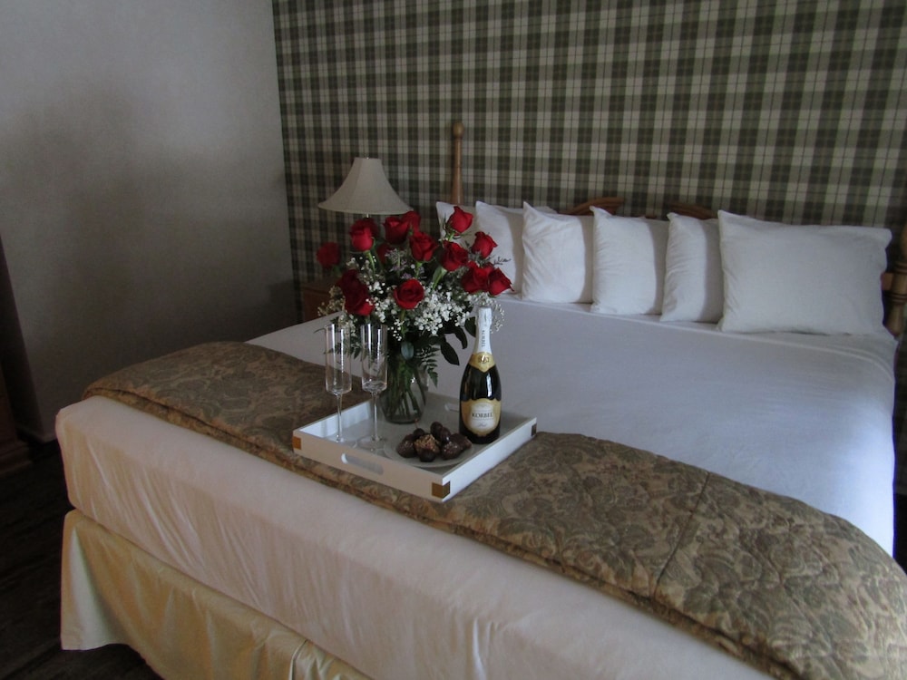 Green Granite Inn  2017 Room Prices  Deals Reviews Expedia
