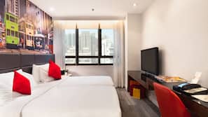 Premium bedding, in-room safe, blackout drapes, soundproofing