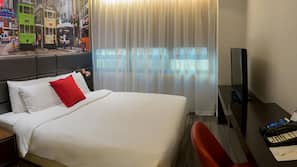 Premium bedding, in-room safe, blackout drapes, soundproofing