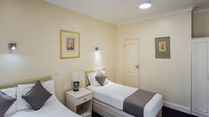 In-room safe, free WiFi