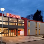 Clayton Le Moors Hotels From 31 Ebookerscom