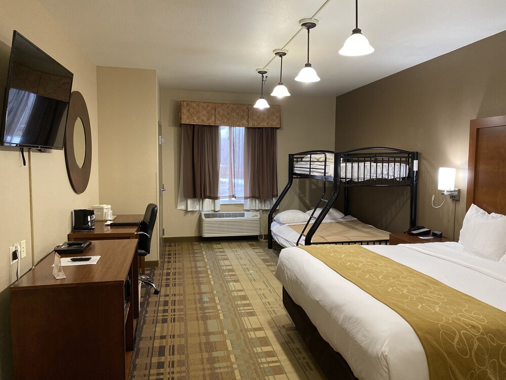 Comfort Suites Coralville in Cedar Rapids Iowa City Best Rates