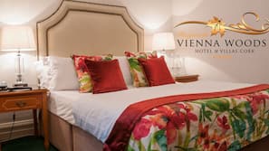 Premium bedding, desk, iron/ironing board, free WiFi