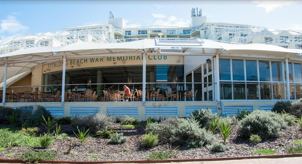 Restaurant, Mantra Ettalong Beach