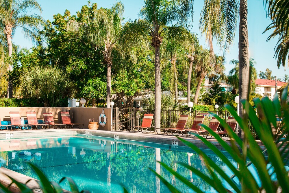 Tropical Beach Resorts Siesta Key Usa Aarp Travel Center