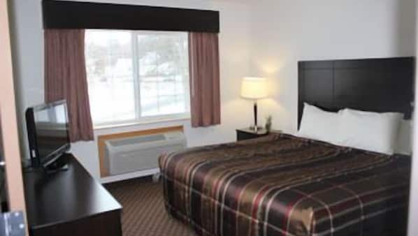 Premium bedding, desk, soundproofing, iron/ironing board