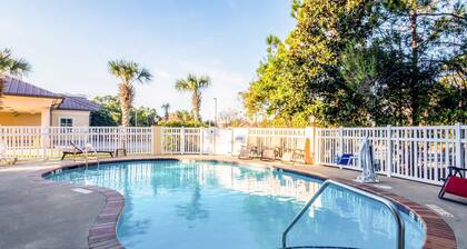Comfort Suites Panama City Beach