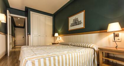 Aparthotel Shusski