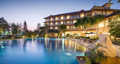 The Imperial River House Resort