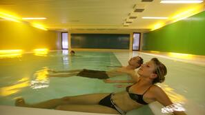 2 piscines couvertes