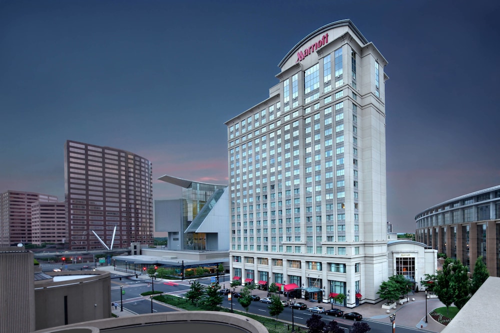 4 Star Hotels