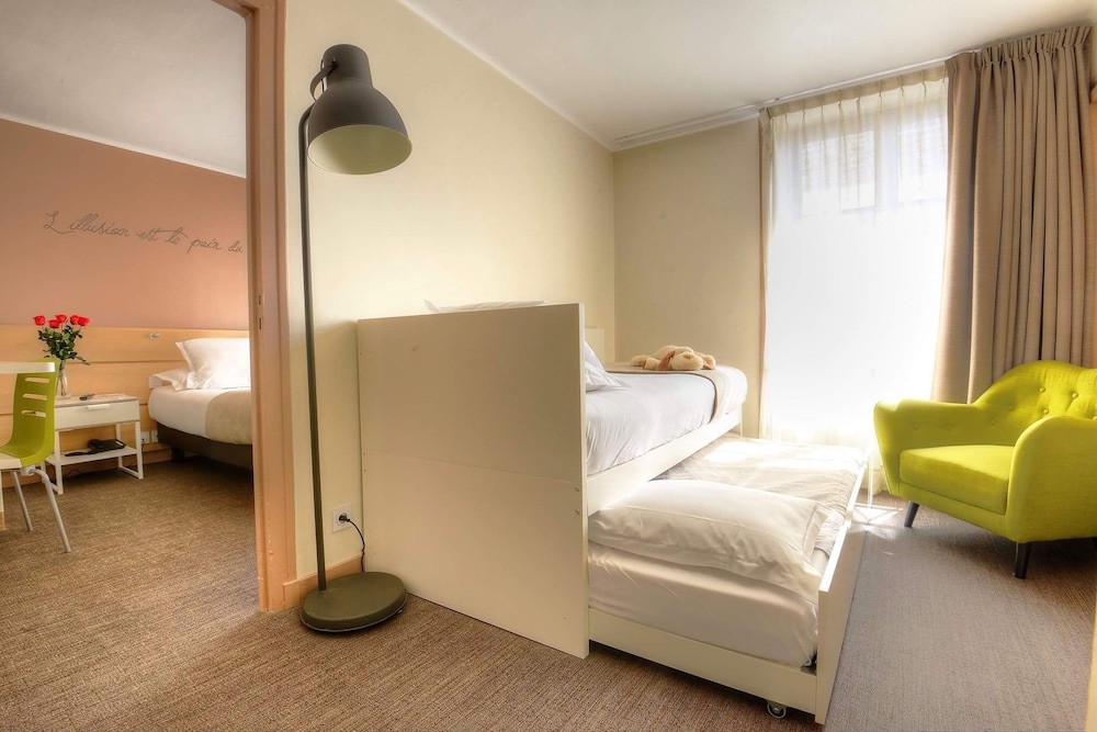Inter-Hotel du Chateau in Pontivy, France