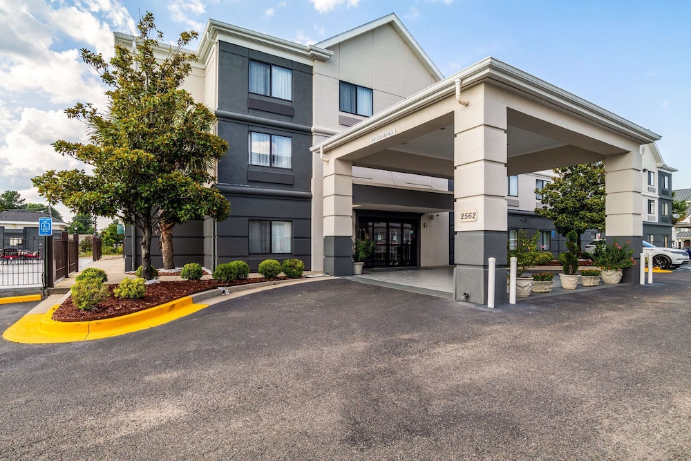 Quality Inn & Suites Augusta I20 in Augusta Best Rates & Deals on Orbitz