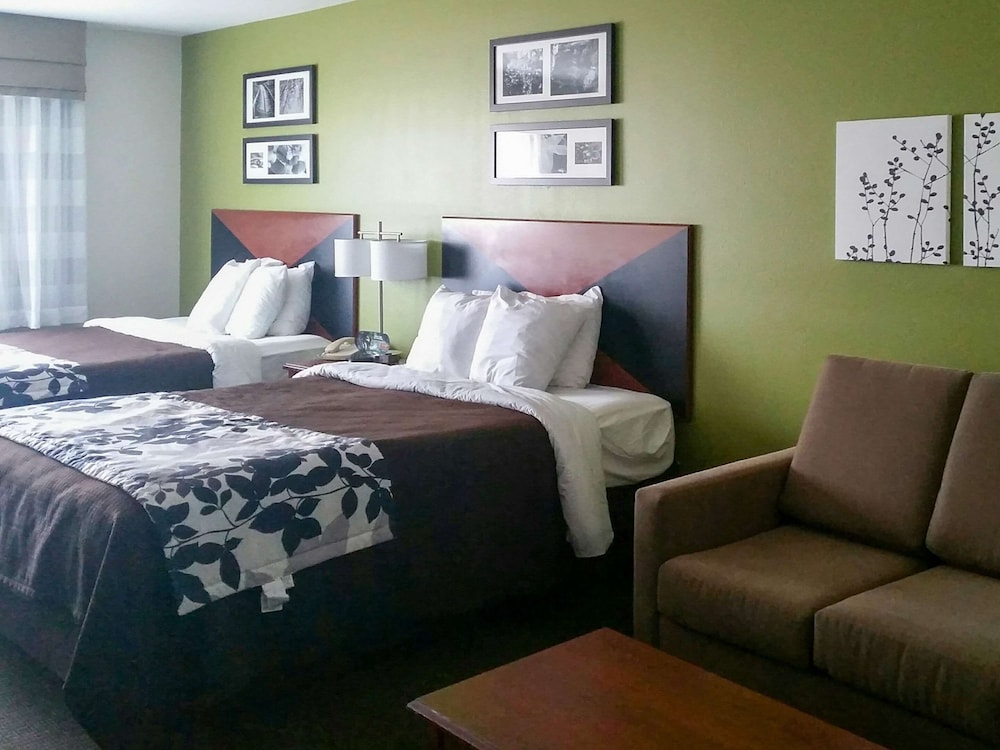 Sleep Inn & Suites Pleasant Hill - Des Moines