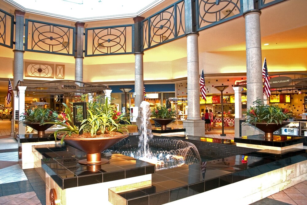 Hilton Garden Inn Fayetteville in Fayetteville | Best Rates & Deals on