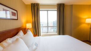 1 bedroom, premium bedding, pillowtop beds, desk