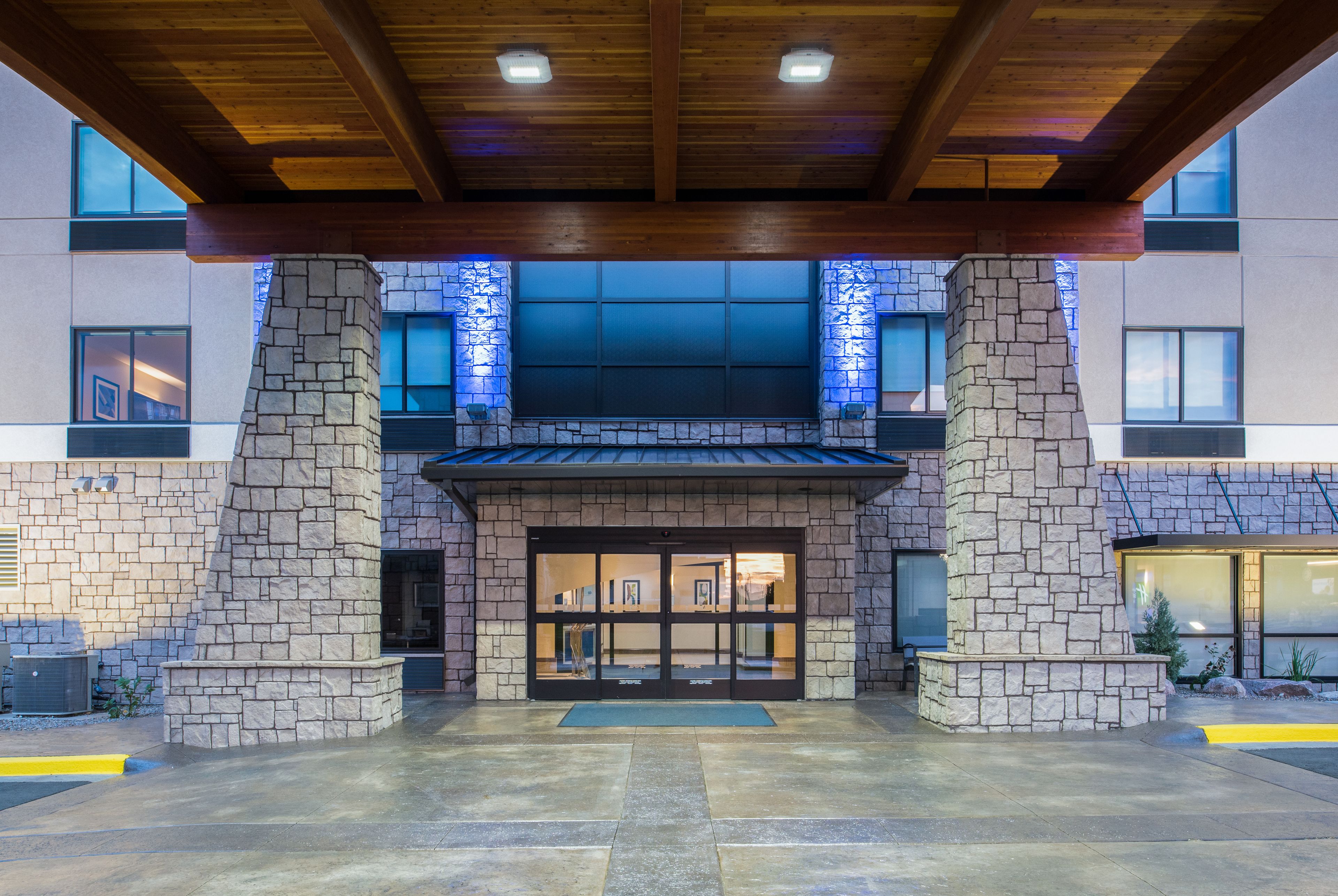 Holiday Inn Express Hotel & Suites Bismarck in Bismarck, United States