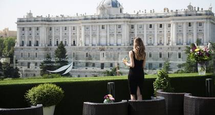 Apartosuites Jardines de Sabatini