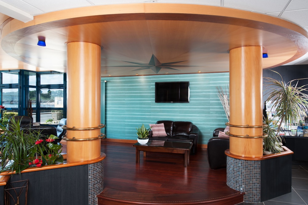 Hotel Restaurant De L Ocean Concarneau Hotel Restaurant De L Ocean Concarneau