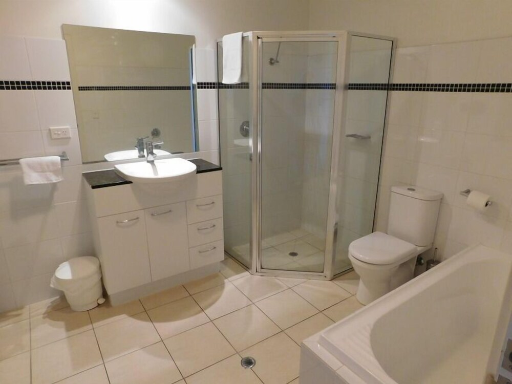 Glenelg Beachside Apartments