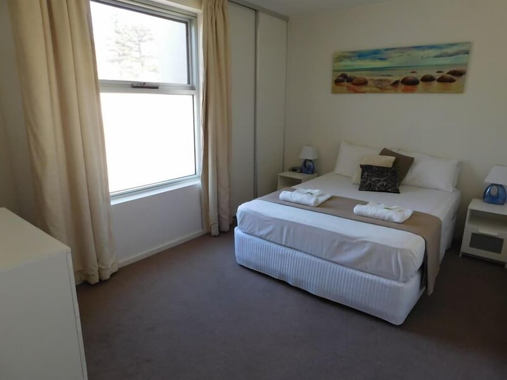 Glenelg Beachside Apartments