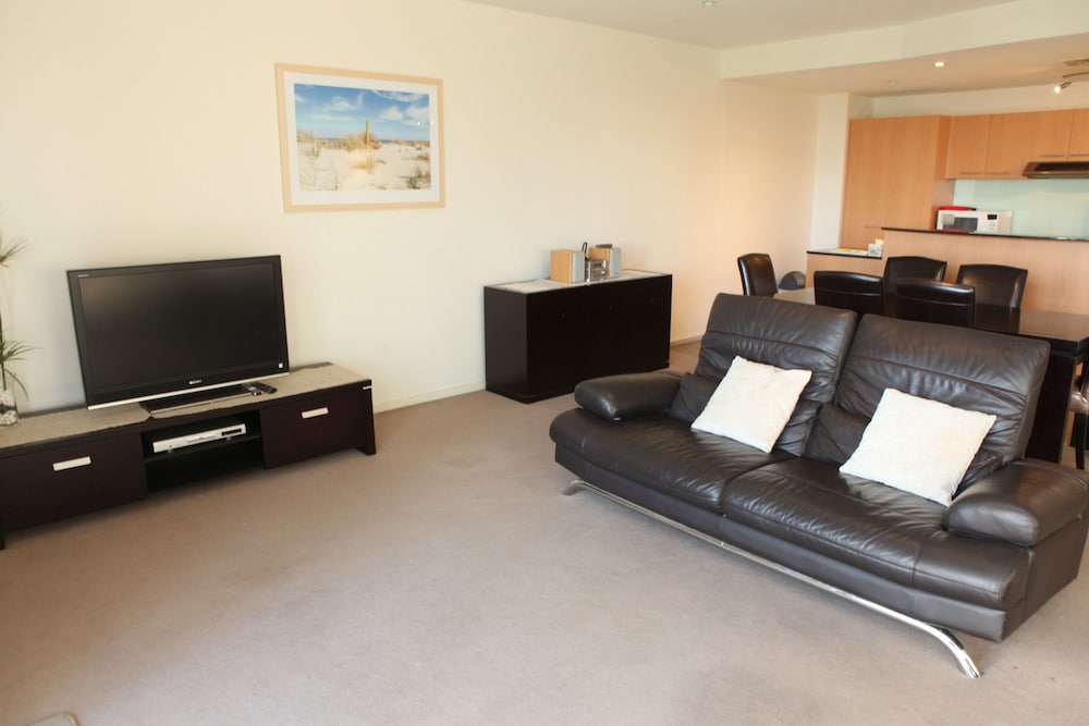 Glenelg Beachside Apartments