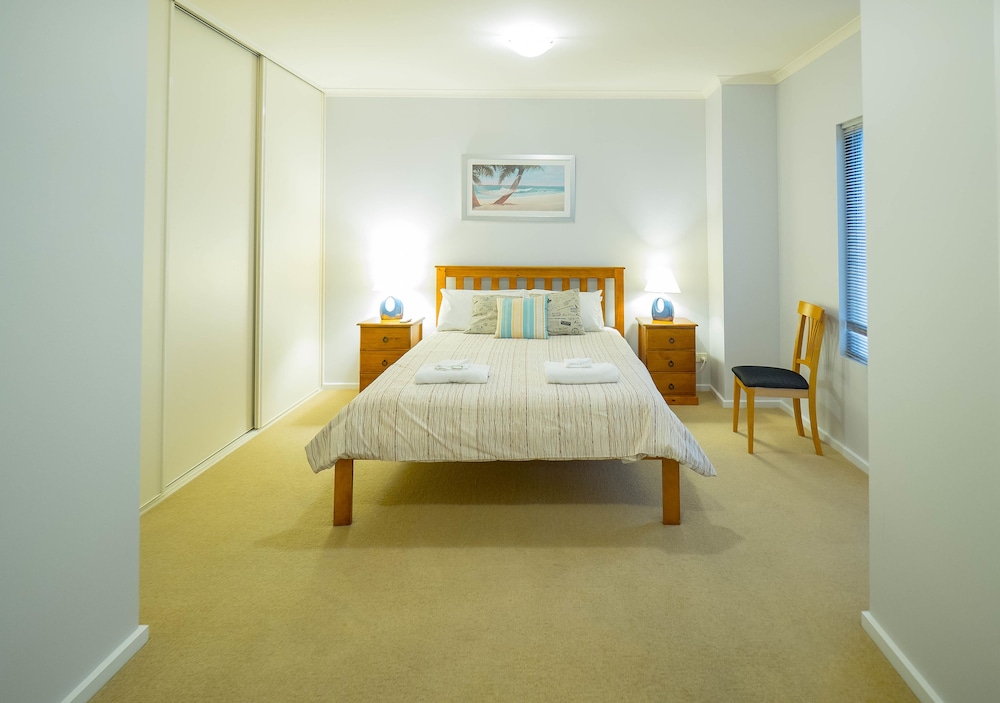 Glenelg Beachside Apartments