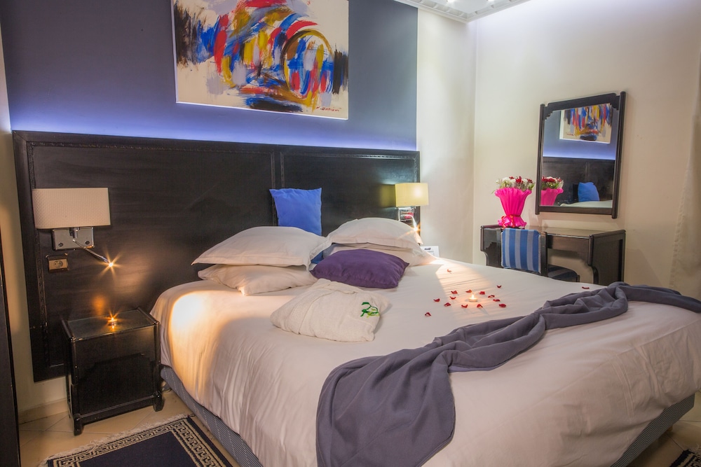 Photo - Hotel de paris