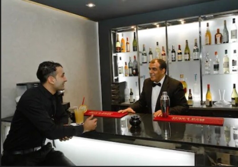 Photo - Hotel de paris