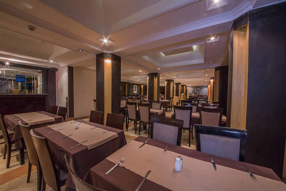 Photo - Hotel de paris