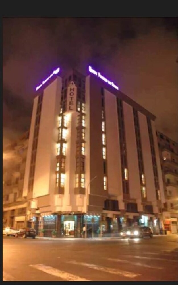 Photo - Hotel de paris