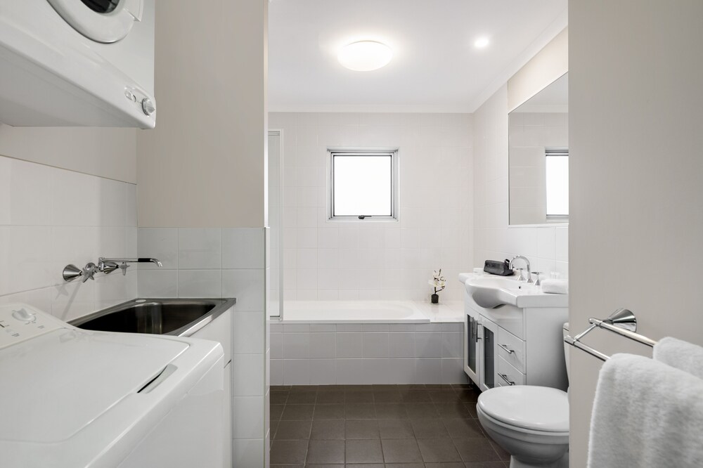 Quest Wollongong