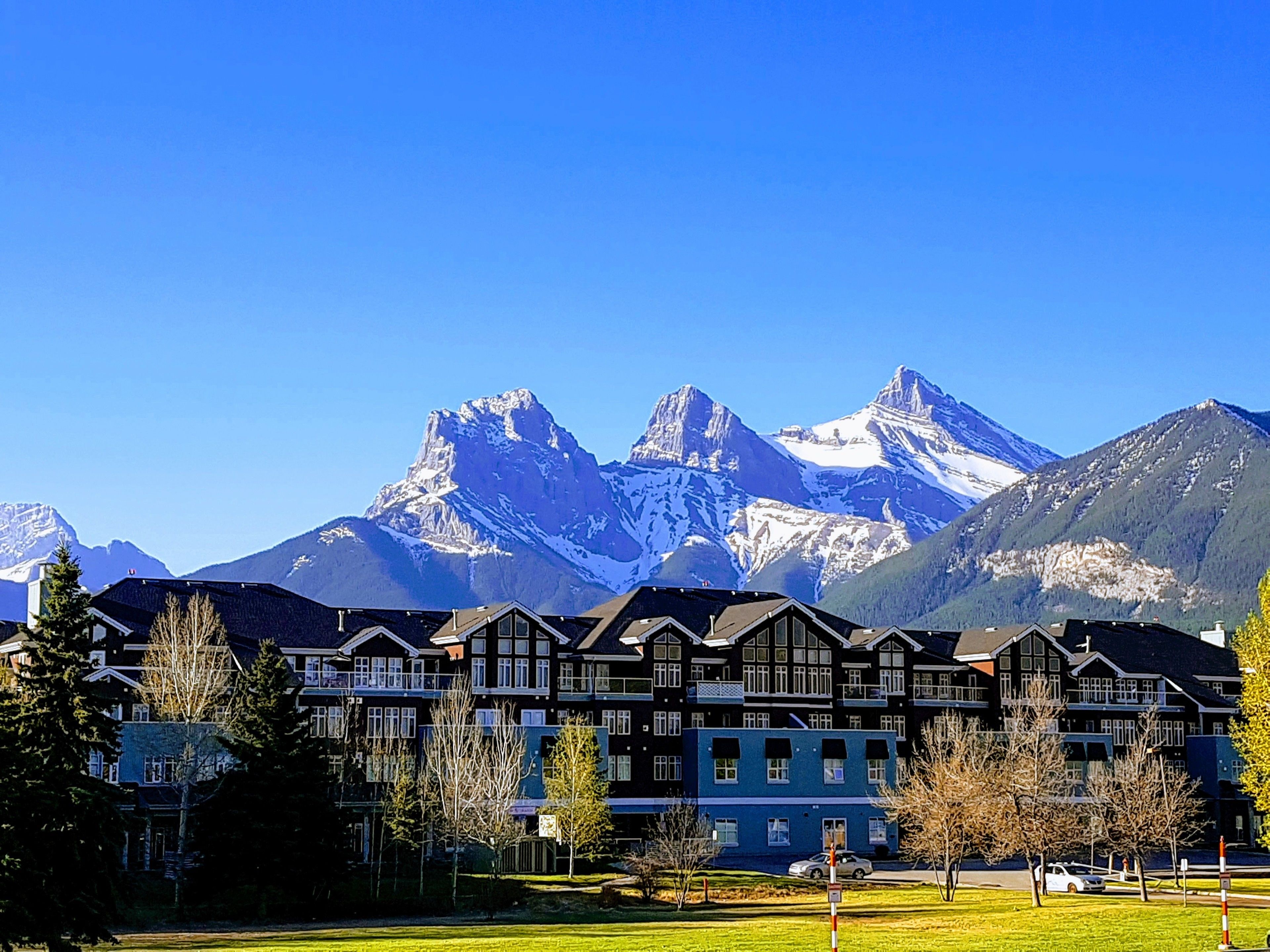 Sunset Resorts Canmore and Spa in Canmore in Canmore, Canada