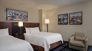 Premium bedding, in-room safe, desk, laptop workspace