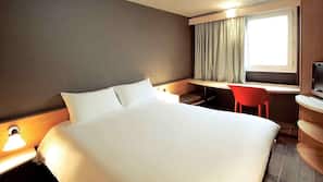 Premium bedding, in-room safe, desk, blackout curtains