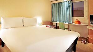 Premium bedding, in-room safe, desk, blackout curtains