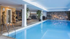 Piscine couverte