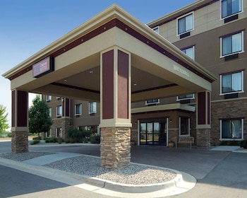 Comfort Suites Grand Rapids North