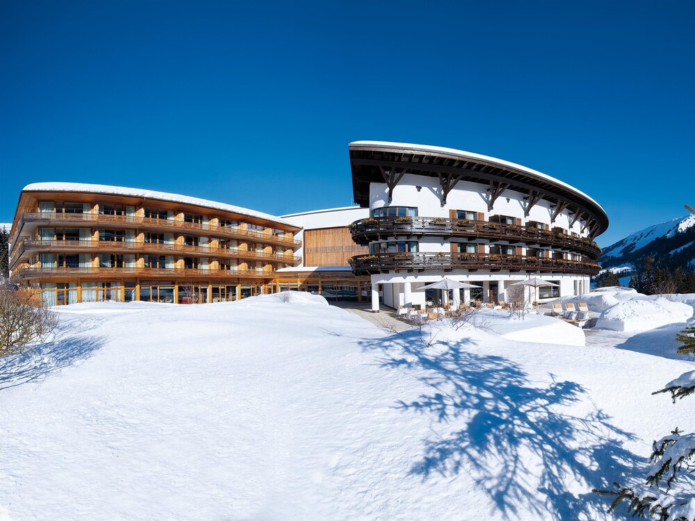 5 Star Hotels