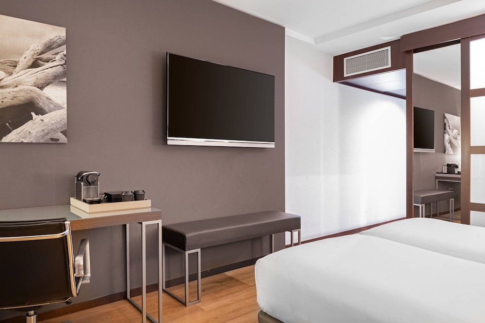 AC Hotel Gavà Mar Airport by Marriott