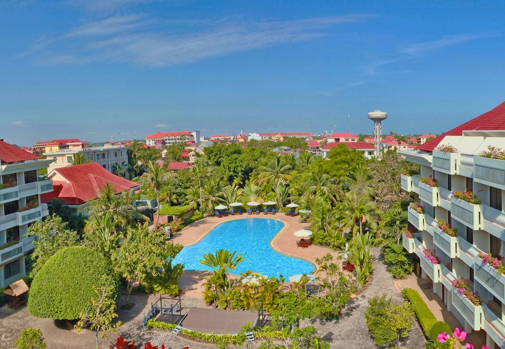 Angkor Century Resort Spa Siem Reap 2018 Hotel Prices Expedia Lake View Featured Image