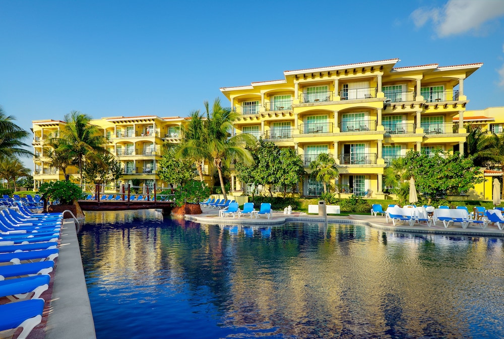 Hotel Marina El Cid Spa & Beach Resort All Inclusive in Puerto Morelos ...