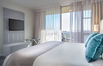 Lagoon Beach Hotel Spa Reviews Photos Rates Ebookers Com