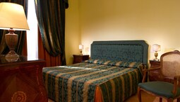 Chiaja Hotel De Charme Naples 2019 Hotel Prices - 