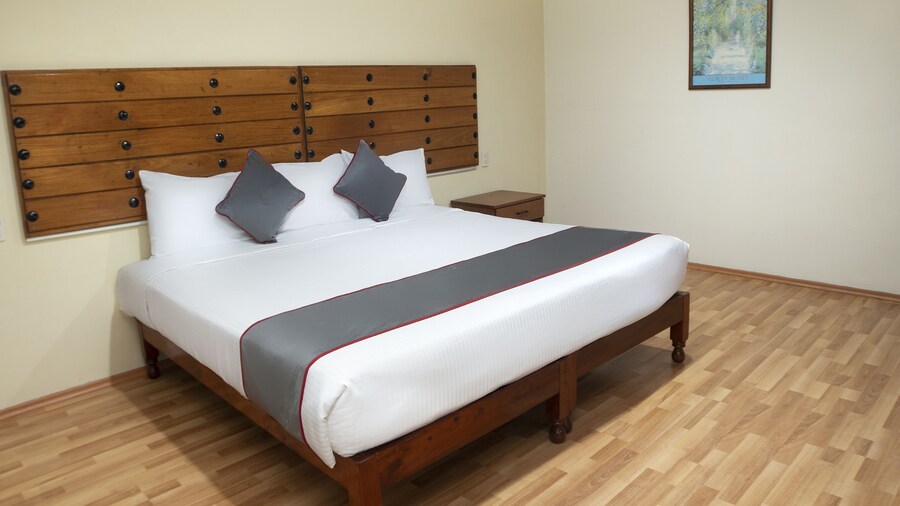 Collection O Hotel Mocambo