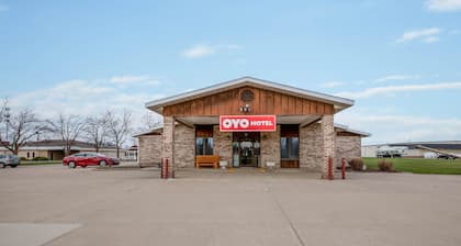 OYO Hotel Chesaning Route 52 & Hwy 57