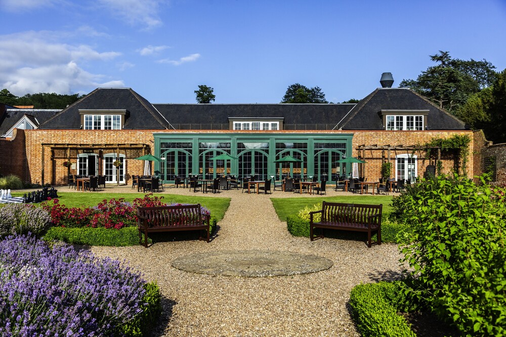 Mercure Warwickshire Walton Hall Hotel & Spa