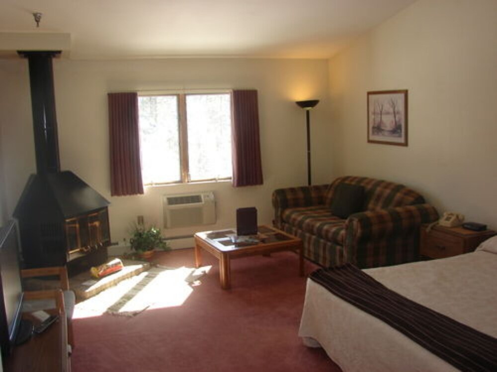 Mendon Mountainview Lodge in Rutland Best Rates & Deals on Orbitz